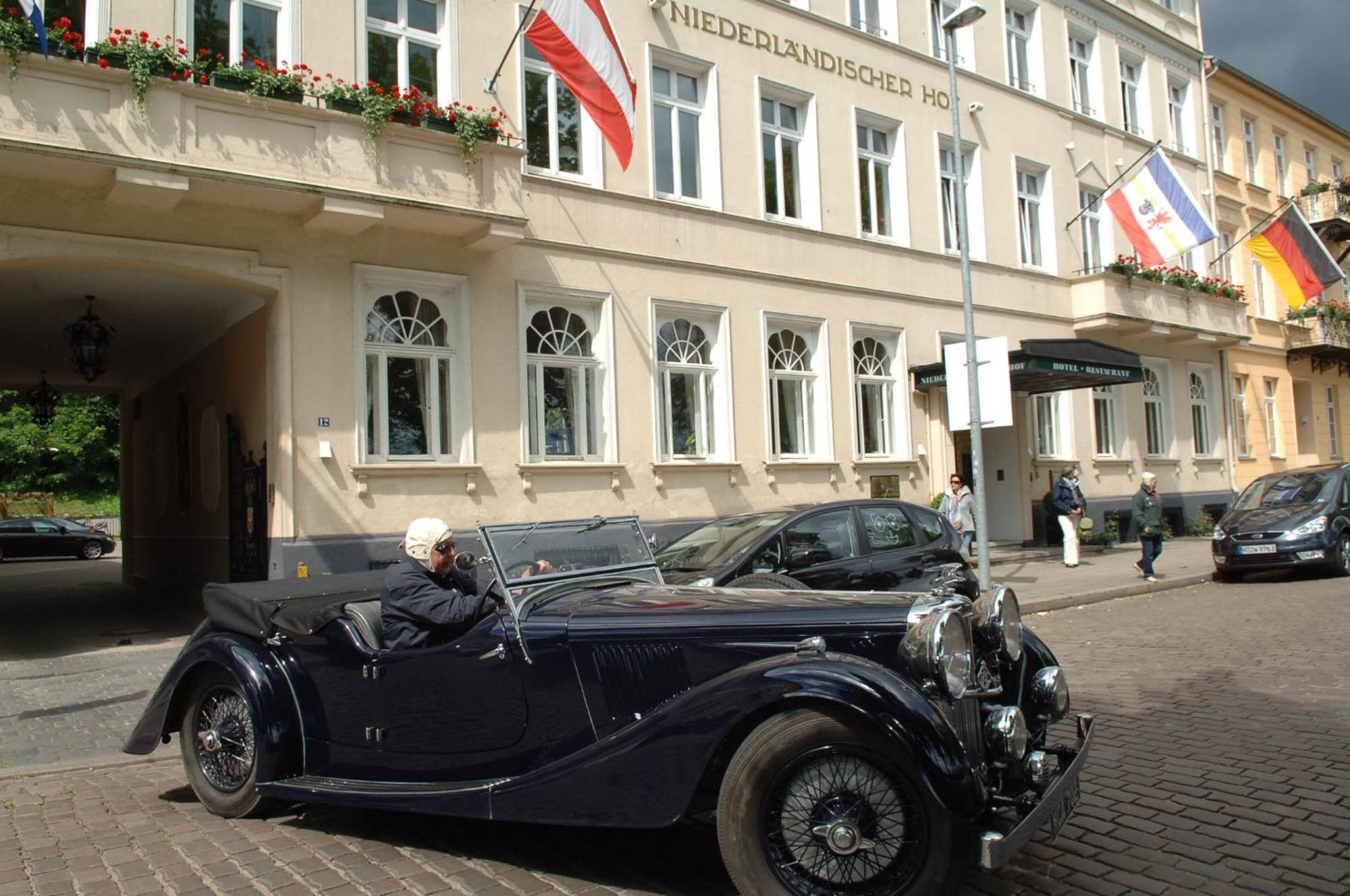 Hotel Niederlaendischer Hof Schwerin  Exterior photo
